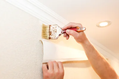 Pose de papier peint à Launay — revêtements muraux et toiles de verre